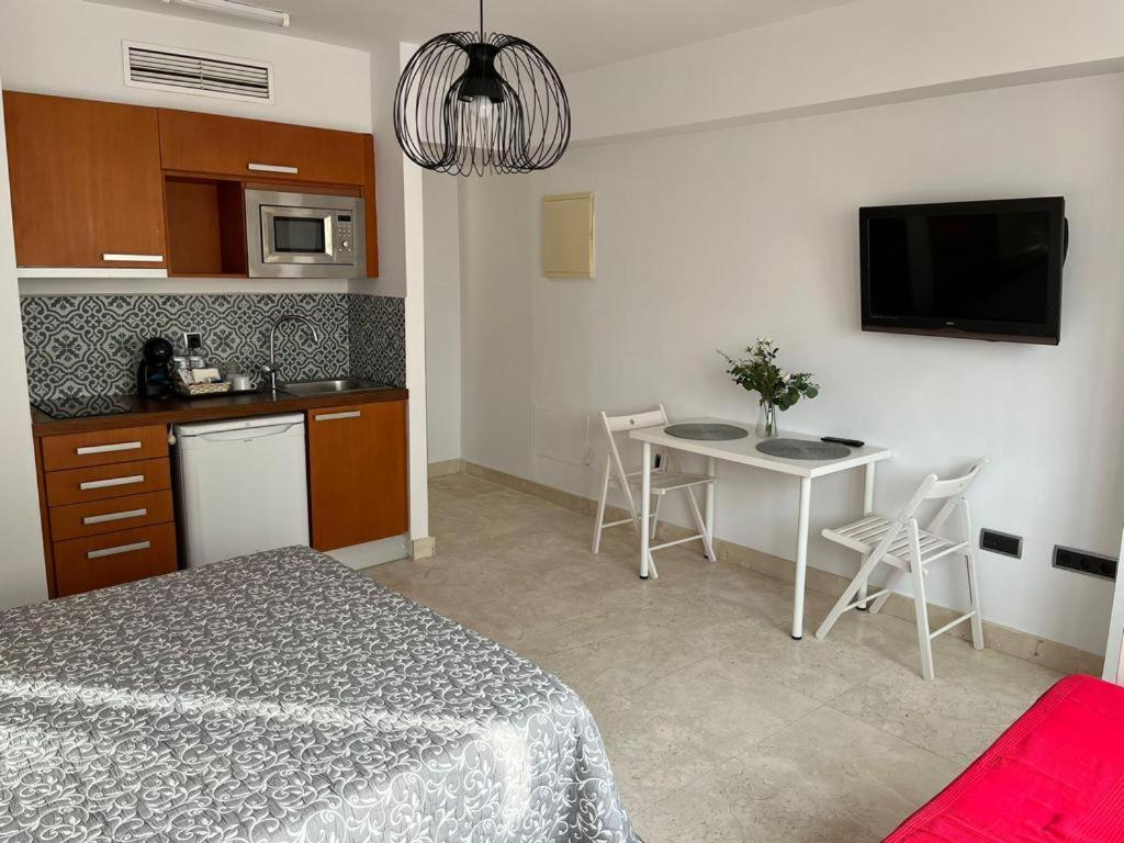 Illescas Apartamento Estepona Buitenkant foto